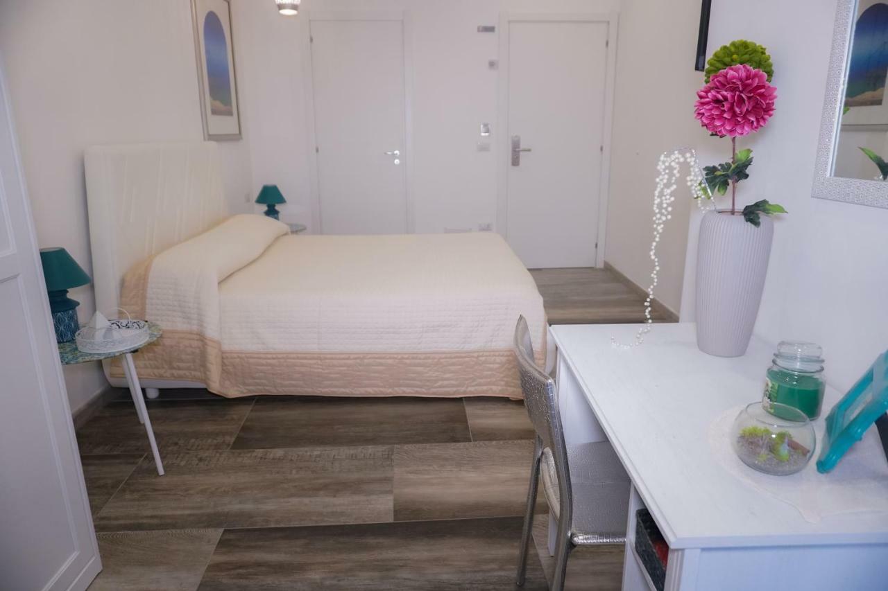 Aleandre Bed & Breakfast Foggia Luaran gambar